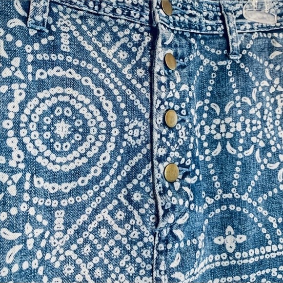 FREE PEOPLE Boho Button Fly Denim Skirt Size 2 - Picture 6 of 8
